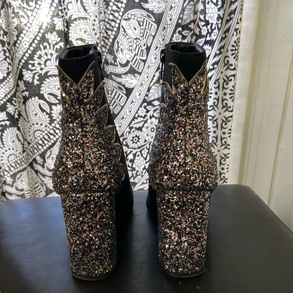 Booties - Picture 3 of 3